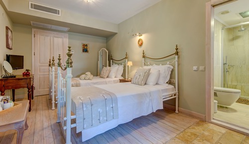 Comfort Room, 2 Twin Beds