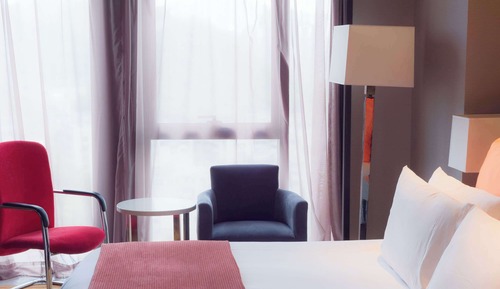 Superior Room, 1 King Bed