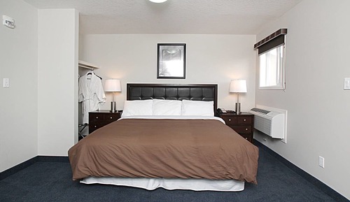 Business Room, 1 King Bed, Non Smoking