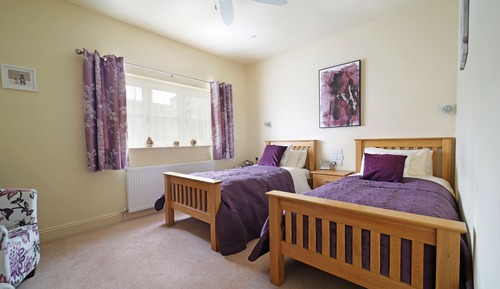 Twin Room, Ensuite