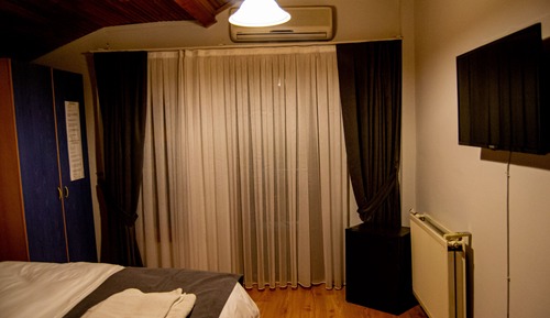 Family Room, Terrace, Mountain View