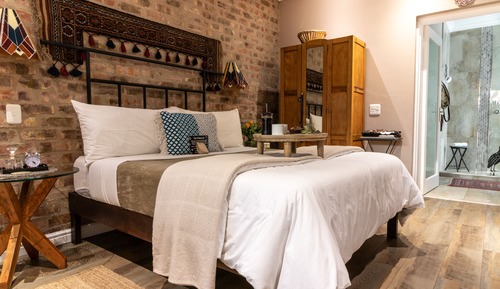 Luxury Room, 1 Bedroom (R6)