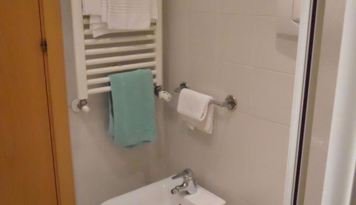 Deluxe Double Room, City View (2 single beds)