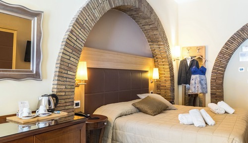 Classic Double or Twin Room