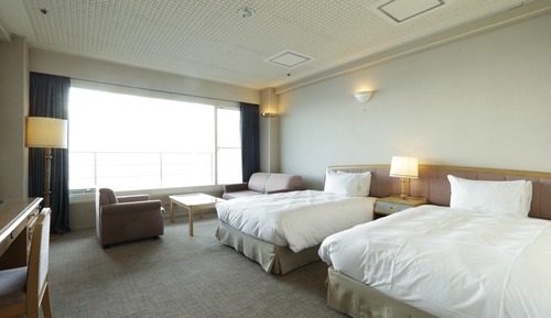Moderate Twin Room with Shower Booth, Smoking,Ocean View - 40sqm, Up to 3 Guests