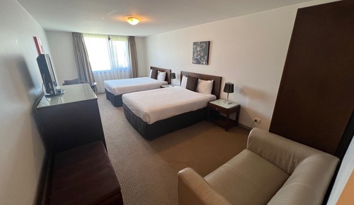 Deluxe Twin Queen Suite