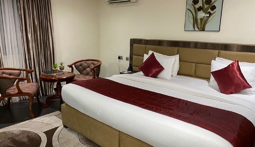 Deluxe Room, 1 King Bed