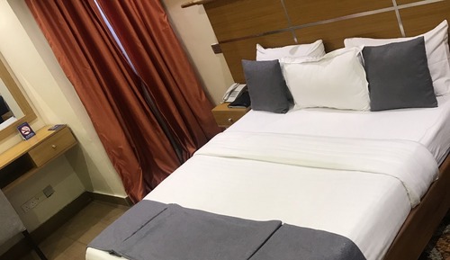 Superior Room, 1 King Bed