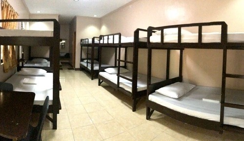 Eliseo Big Group Room