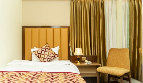 Deluxe Single Room