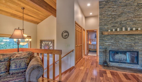 House, Multiple Beds (Tan Oak - Unit 37)