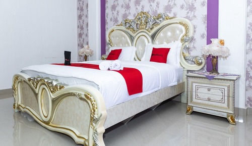 Suite (Reddoorz)