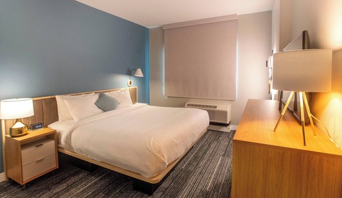 Suite, 1 Bedroom, Non Smoking (Mobility Accessible, Tub)