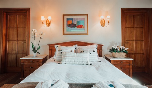 Deluxe Studio Suite
