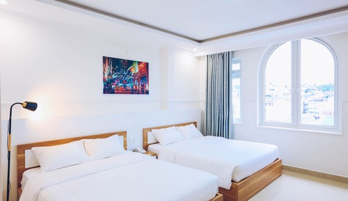 Deluxe Quadruple Room