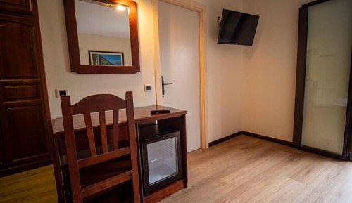 Triple Room (2 adults and 1 kid)