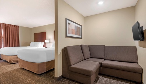 Suite, Multiple Beds, Accessible, Non Smoking (Efficiency)