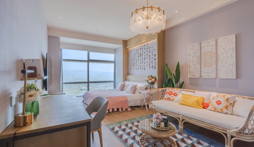 Select Suite