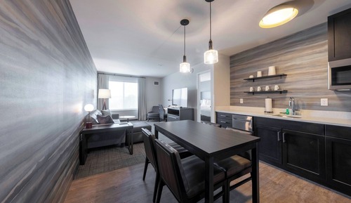 Suite, 1 Bedroom (2 Queen Beds)