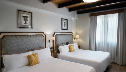 Executive Room, 1 Queen Bed