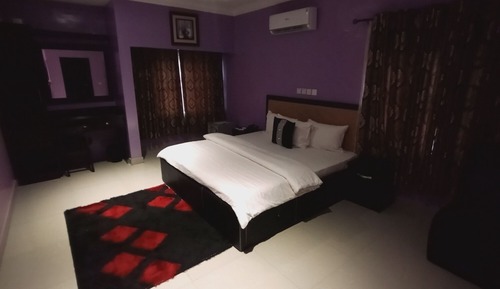 Royal Suite