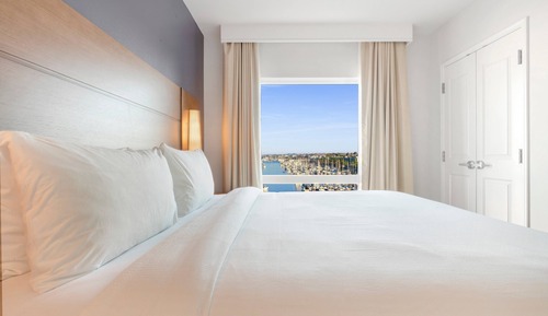 Suite, 1 Bedroom, Non Smoking, Balcony (View)
