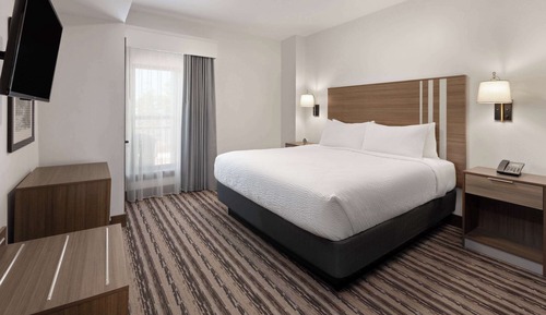 Suite, 1 King Bed with Sofa bed, Non Smoking (Lodge, Sunset View)