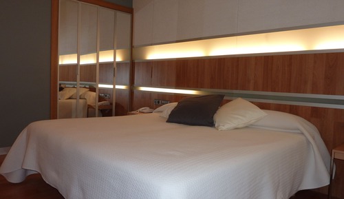 Double Room (+ extra bed)