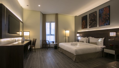 Suite, 1 King Bed