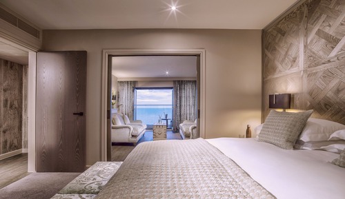 Suite, 1 King Bed, Sea View