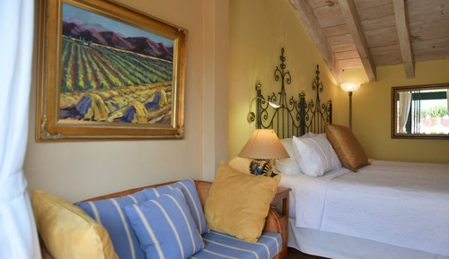 Basic Room, 1 King Bed, Non Smoking
