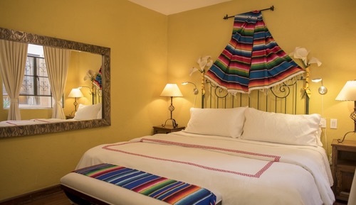 Basic Suite, 1 King Bed, Non Smoking
