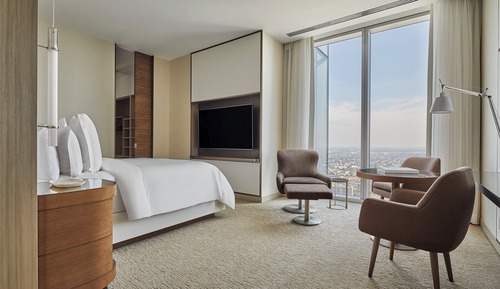 Premier Room, 1 King Bed, Accessible (Landmark)