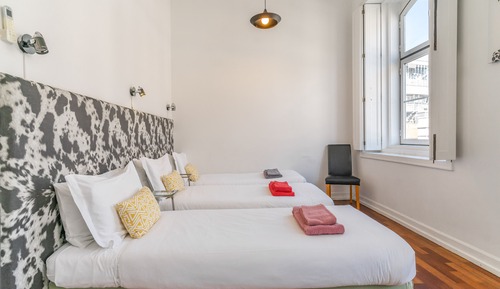 Apartment, 3 Bedrooms, City View ( CH3 )