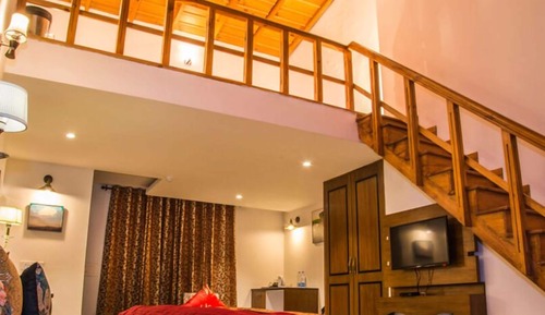Deluxe Duplex, 2 Bedrooms, 2 Bathrooms, Mountain View