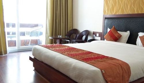 Deluxe Single Room, 1 Double Bed, Balcony, Mountainside