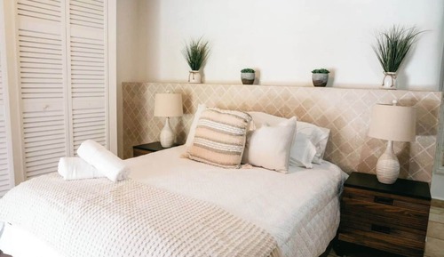 Deluxe Suite Apartment (Is in 106 Fortaleza Apt 3, San Juan PR)