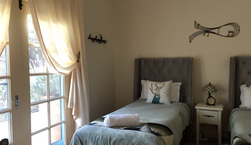 2 Bedroom Garden View (Verdlho)