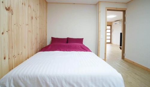 Family Room (B - Geomun Oreum)