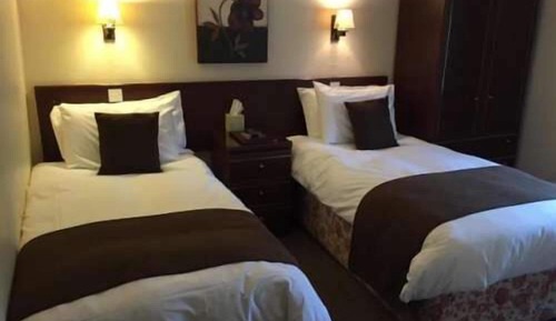 Twin Room, 2 Twin Beds, Ensuite