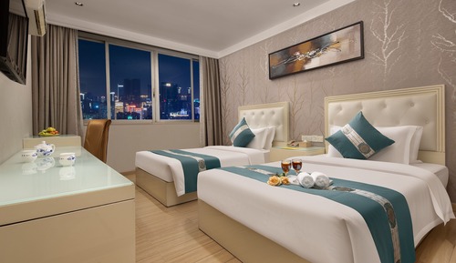 Exterior Twin Room