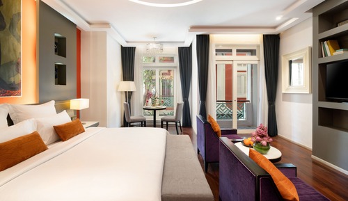 Junior Garden Suite with Balcony