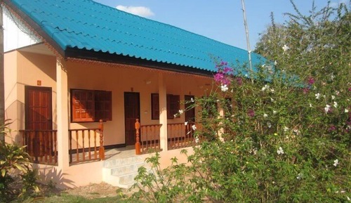 Standard House, 1 King Bed