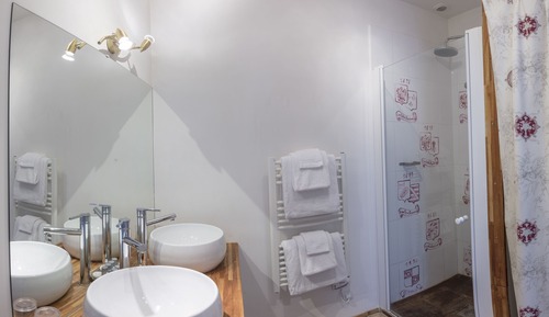 Comfort Double Room (Marie Feuillant)