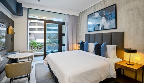 Executive Studio, Balcony
