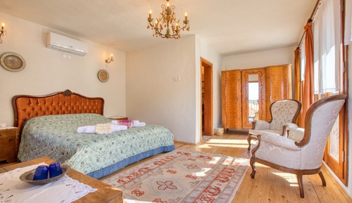 Luxury Double Room (Amber)