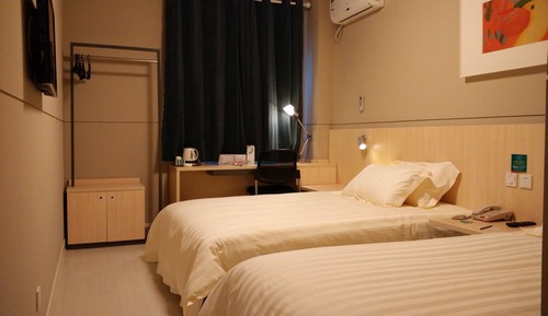 Business Twin Room (A)