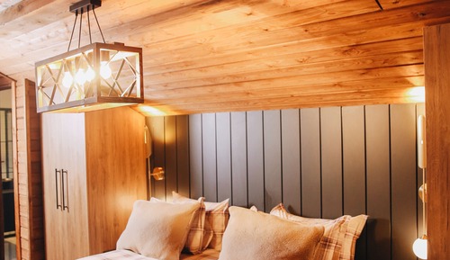 Luxury Chalet, 2 Bedrooms, Garden Area (5 Pax)