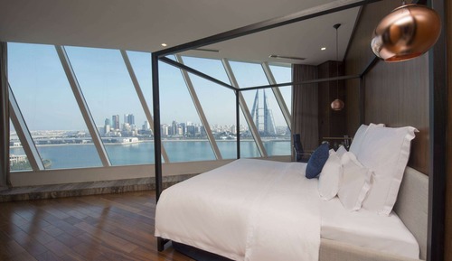 Superior Room, 1 King Bed, Smoking (Panoramic)