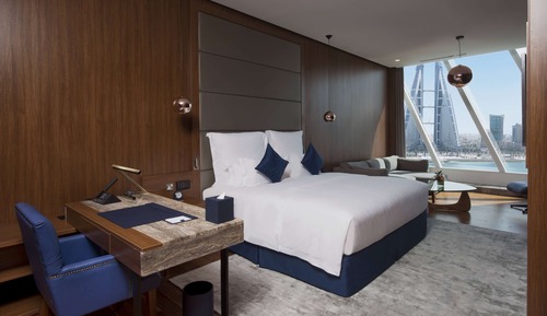 Deluxe Room, 1 King Bed, Smoking